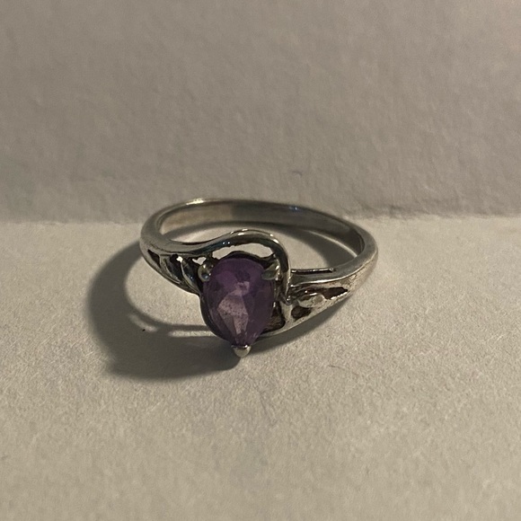 Amethyst silver ring - Picture 7 of 9